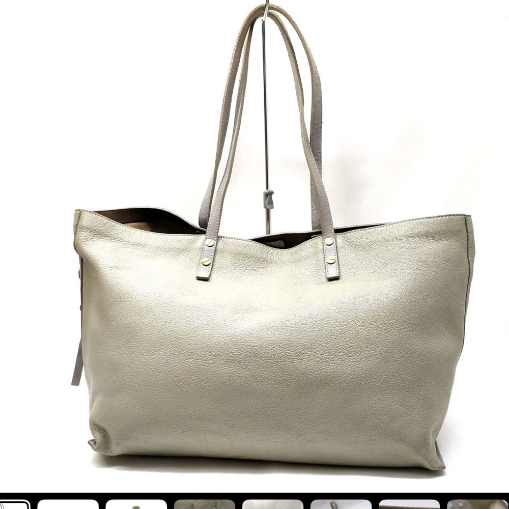 Chloe Elegant Light Gray Leather Tote Bag